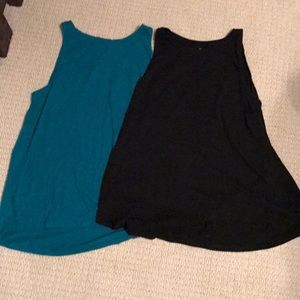 Bundle of 2 tanks